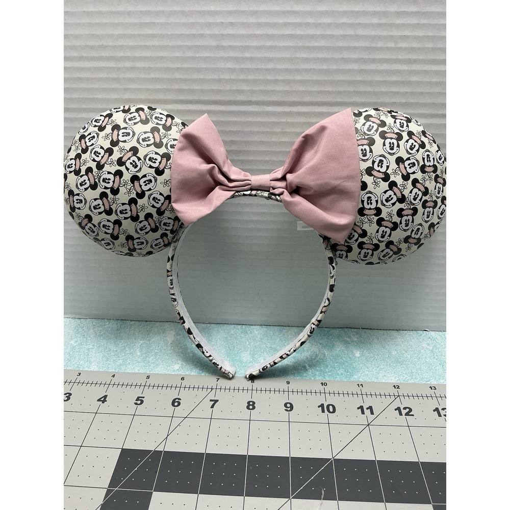 Aldi Exclusive Disney Ears Mickey Mouse 2024 Pink Bow & Minnie Mouse Print Sku23